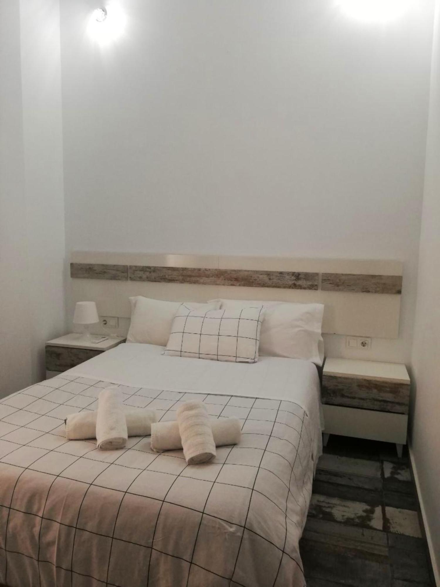 Modernos Apartamentos En Ciudad Jardin Кордова Экстерьер фото